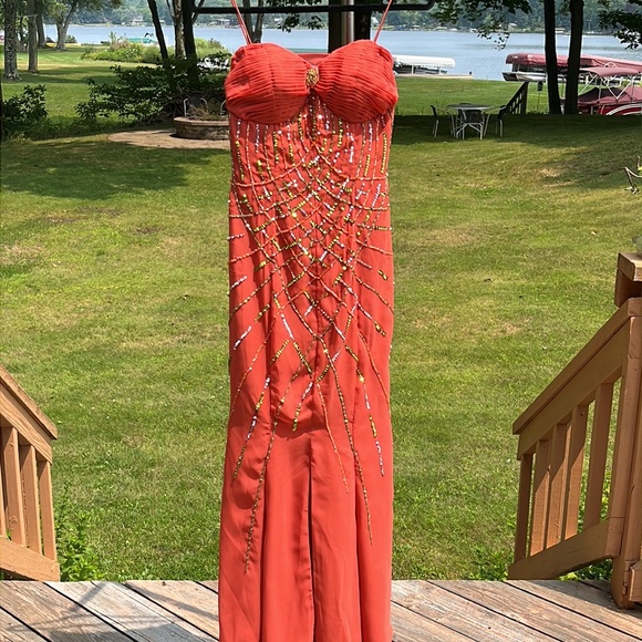 Orange gown with sequins S - Picture 3 of 9